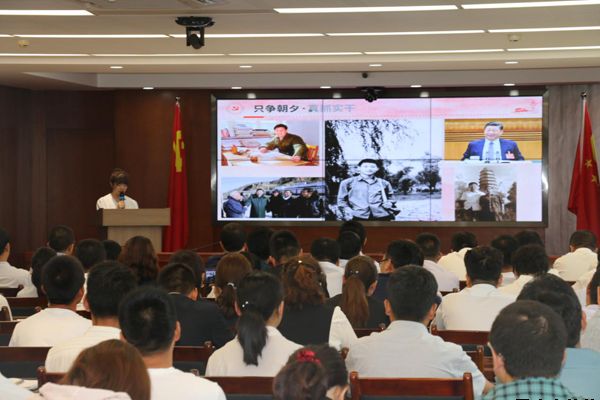 泓源公司黨委舉辦“培育泓源精神，勇?lián)鷩笫姑敝黝}演講比賽(圖4)